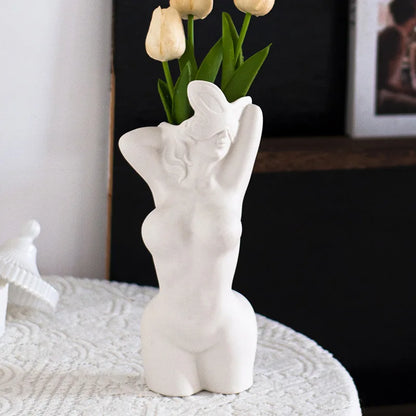 Modern Bohemian Female Torso Vase – Elegant Resin Decoration